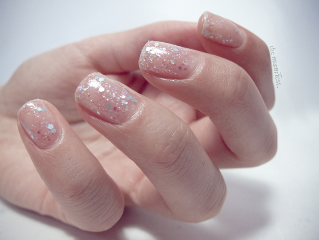 Pretty & Polished: Diamond Necklace 2 coats