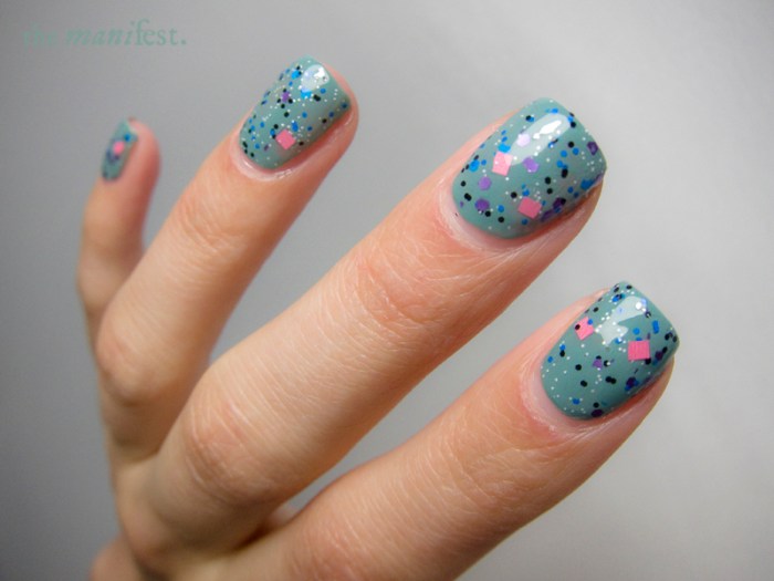 Lush Lacquer Slumber Party. 1 coat on NYX Girls Algae.